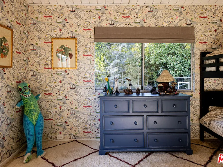 2419 Banyan Dr — Photo 11