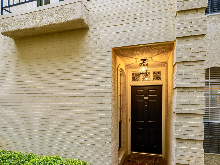 4517 Holland Ave #107 — Photo 44