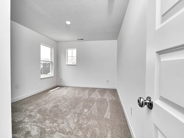 8603 Georgina St — Photo 53