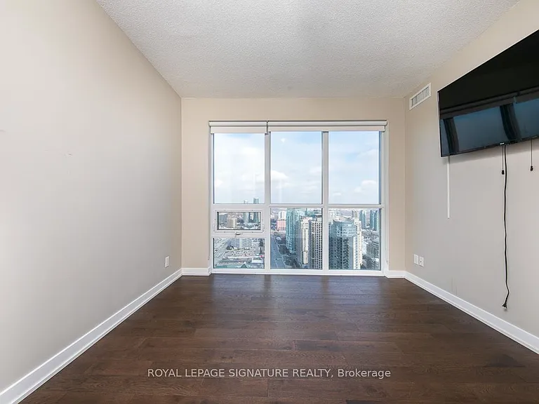 4011 Brickstone Mews #4007 — Photo 11