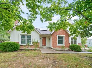7029 Albervan St, Shawnee, KS 66216