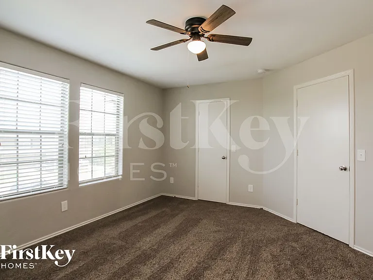 16406 Peyton Stone Cir — Photo 9