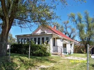 1302 Black St, Pekin, IL