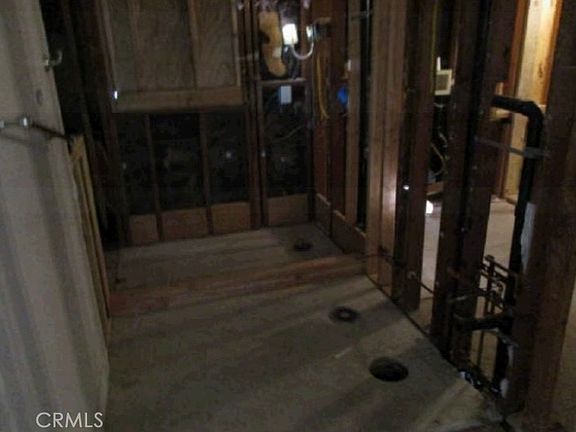 3rd image of 9312 Lasaine Ave