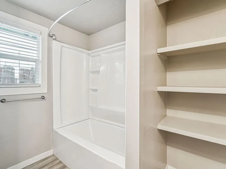 2111 Airport Ave #2105 — Photo 26