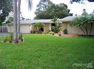 7456 Starfish Dr, Sarasota, FL 34231
