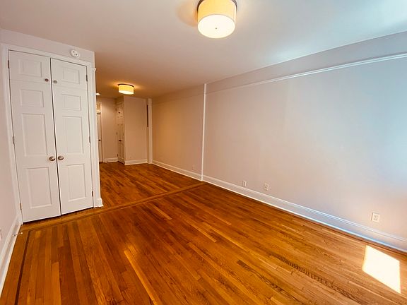 5th image of 441 W 56th St APT 3B