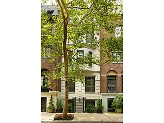 Sold by Corcoran | media 2
