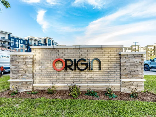 630 Sauve St Unit 404, Milton, ON L9T 7E2