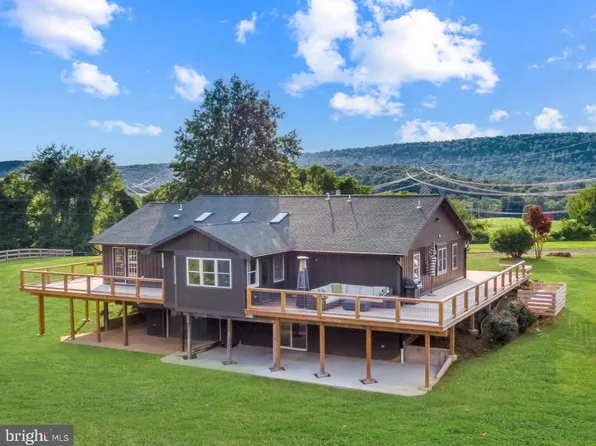 11990 Harpers Ferry Rd, Purcellville, VA 20132