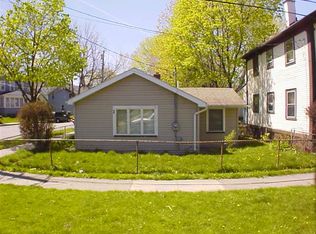 1 Aldern Pl, Rochester, NY 14613