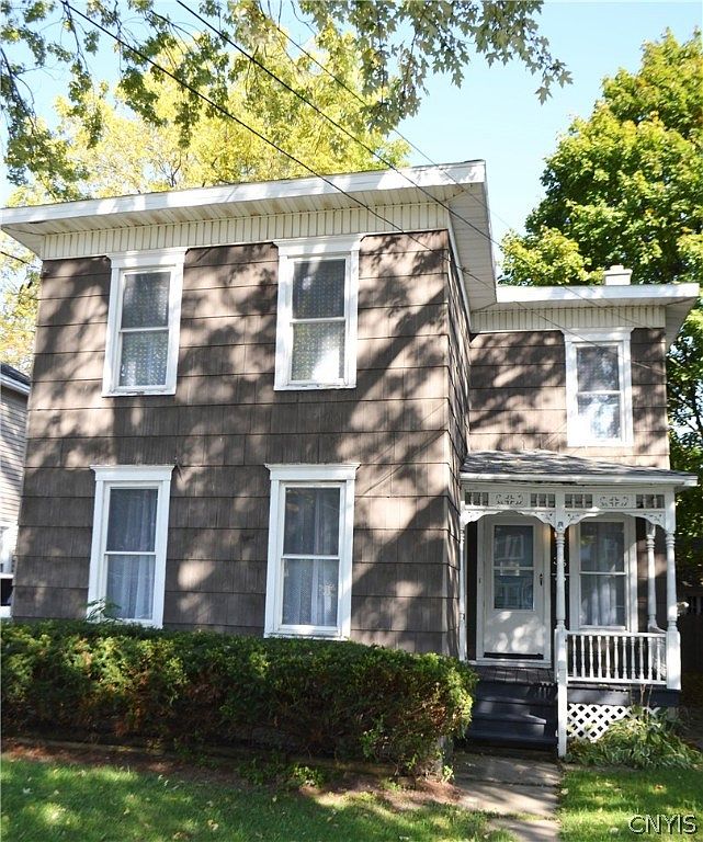 35 Seymour St, Auburn, NY 13021 Zillow