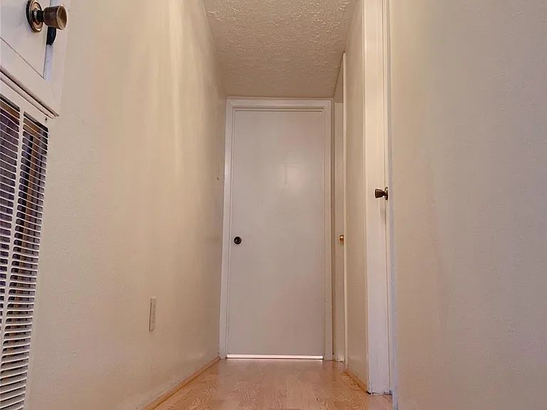 19518 Munsey Ct — Photo 15
