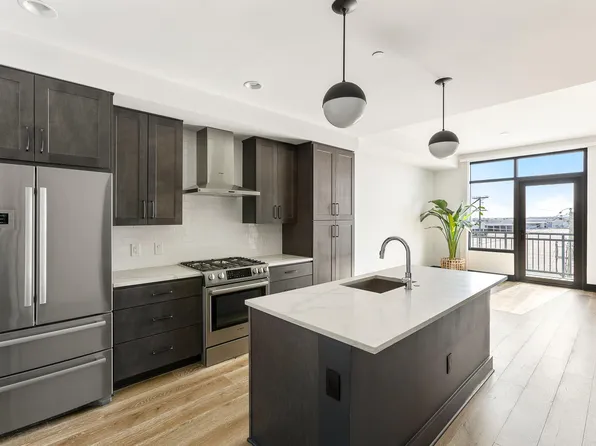 5 Gadsdenboro St #406, Charleston, SC 29401