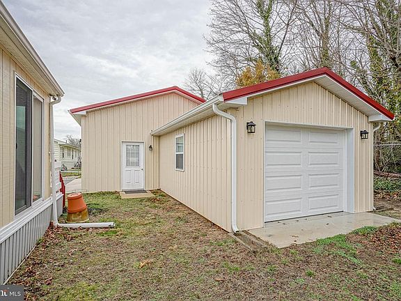 3rd image of 1734 Marla Pl