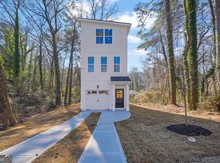 3213 McHenry Ave, Scottdale, GA 30079