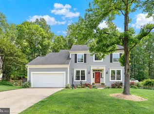 3587 Lions Field Rd, Triangle, VA 22172