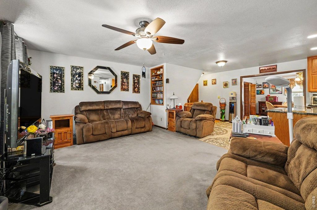 3954 Cottonwood Dr