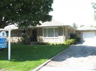 1407 S Spring St, Mishawaka, IN 46544