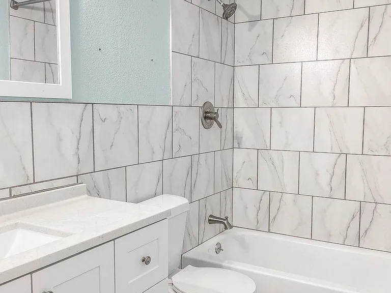 9608 Detroit Ave — Photo 8