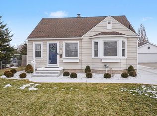 538 Webb Dr, Bay City, MI 48706