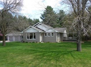 N2520 Cty Hwy Qq, Waupaca, WI 54981