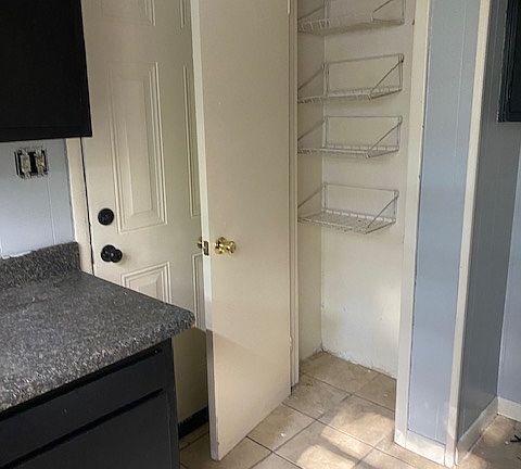 4th image of 1841 Dewsberry Dr