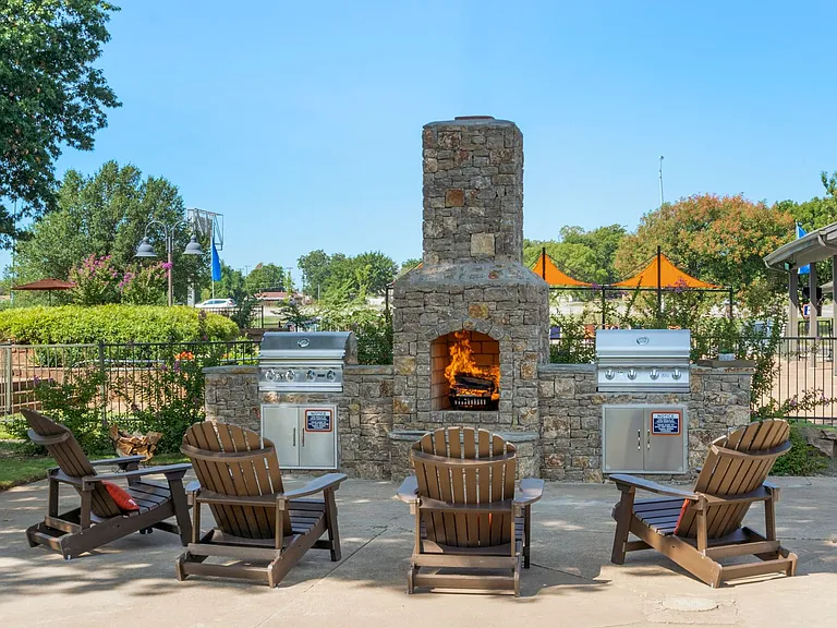 Echo Trail Apartments - Lease Today & Save $300 OFF Move-In Costs! — Photo 67