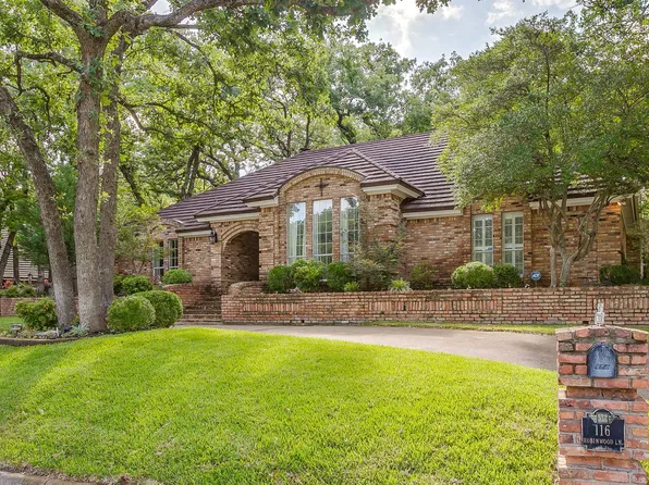 116 Robinwood Ln, Azle, TX 76020