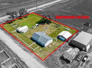 116 1st St, Appam, ND 58830