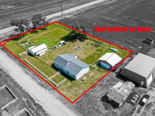116 1st St, Appam, ND 58830