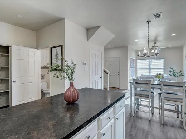 1721 Saint Louis Ave, Fort Worth, TX 76110