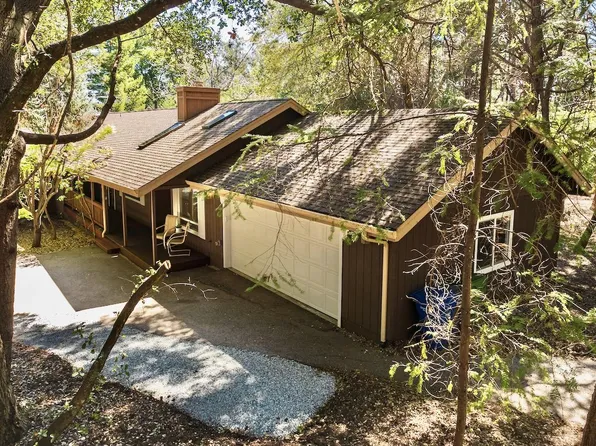 20 Braemoor Dr, Santa Cruz, CA 95060
