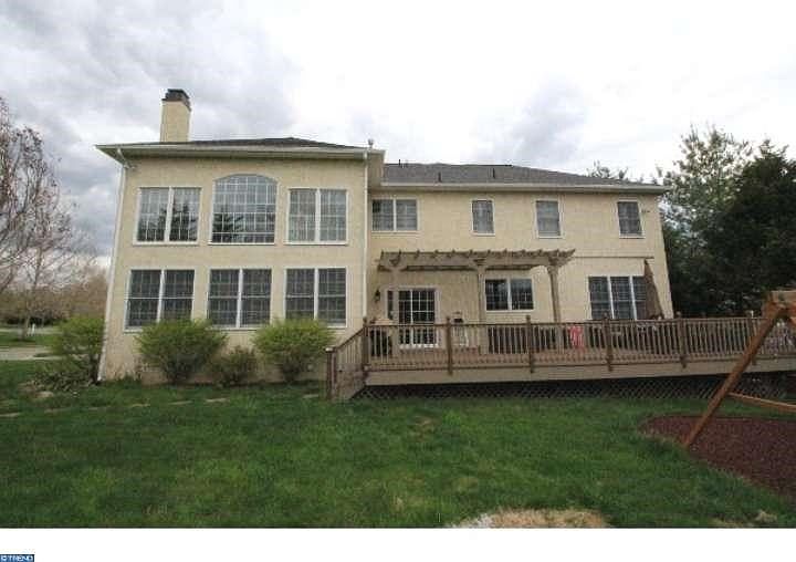 Exterior Back