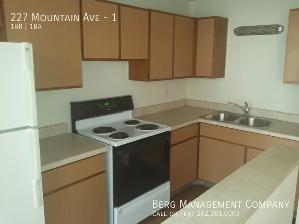 227 Mountain Ave APT 1, Waukesha, WI 53188