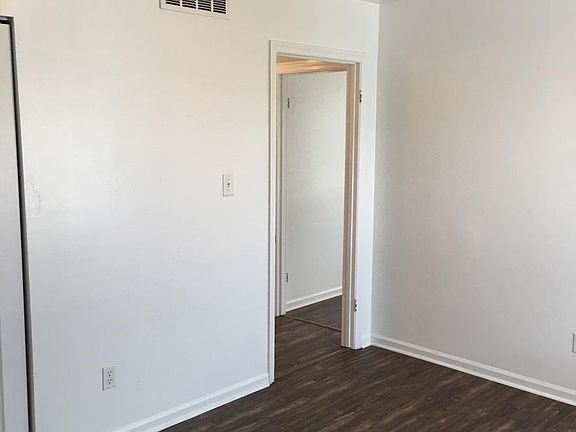 4th image of 1125 Lakeside Dr #3aecyaemt