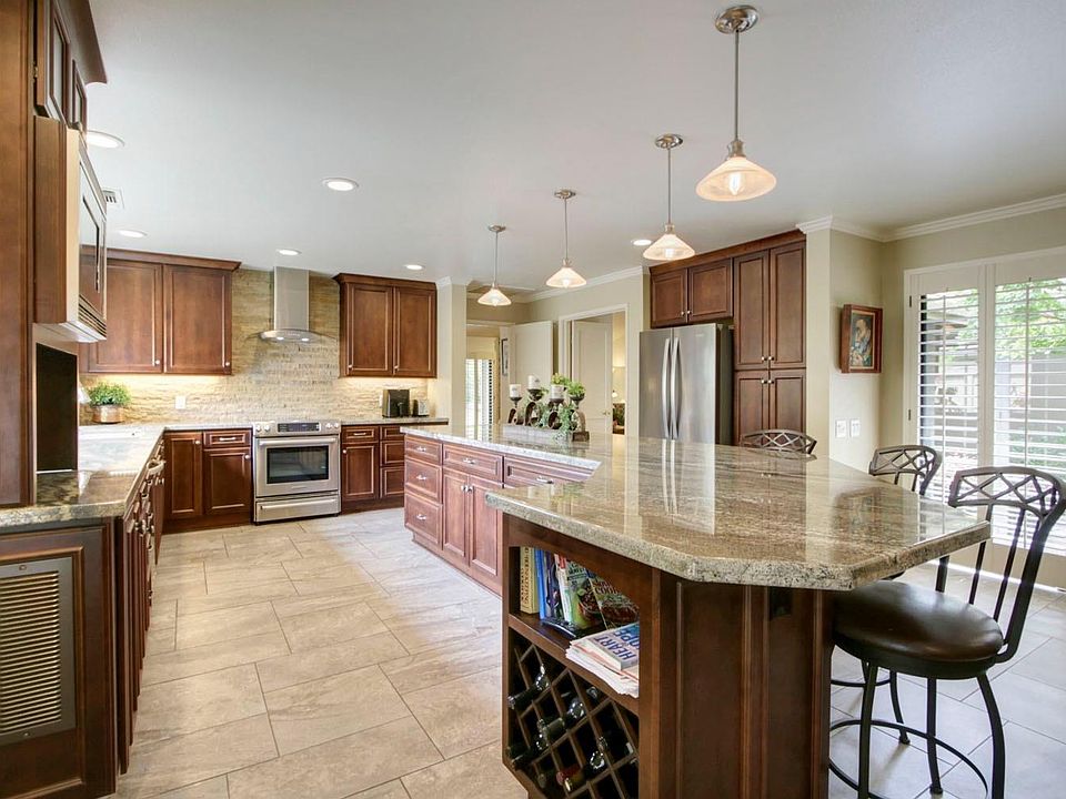 1st image of 11621 Melones Cir