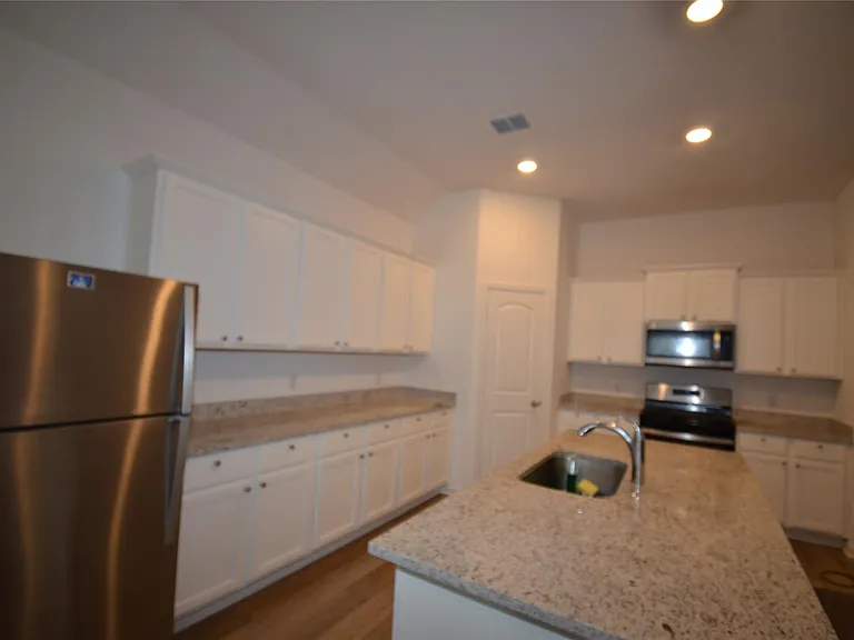 1187 Amy Dr — Photo 12