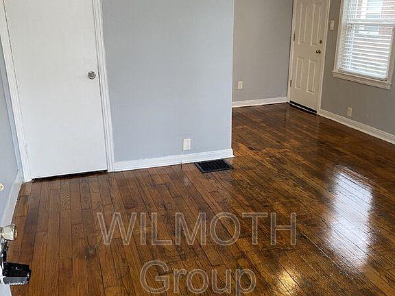 3rd image of 615 N Tibbs Ave APT A