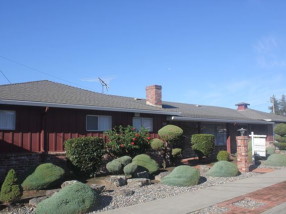 2nd image of 22581 Norwood Dr