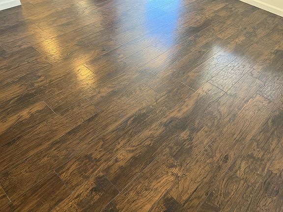 5th image of 445 Nelson Ave #27
