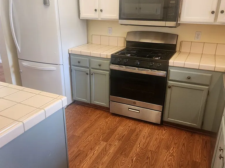 1750 Marlow Rd — Photo 4