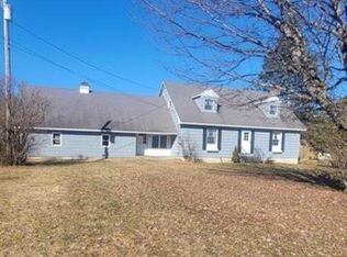 96 Heath Rd, Lyndonville, VT 05851