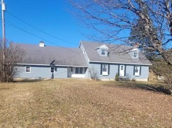 96 Heath Road, Lyndon, VT 05851