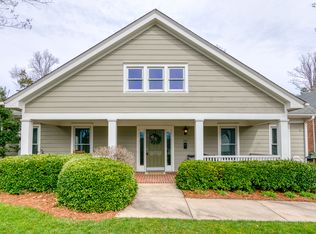 233 Cedar Berry Ln #19, Chapel Hill, NC 27517
