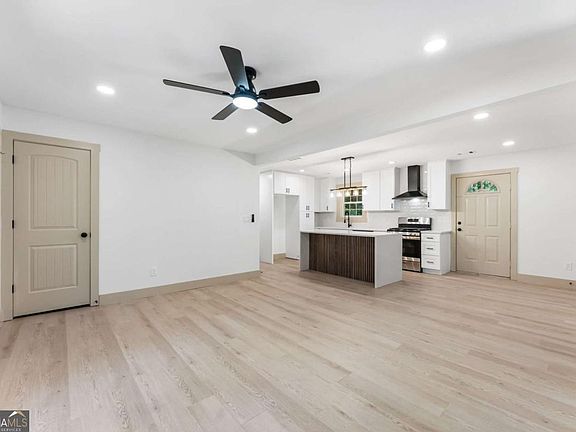 5th image of 4005 Knightsbridge Rd NW
