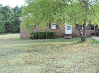 98 Graystone Ln, Sparta, GA 31087