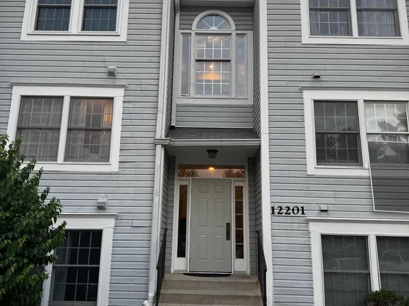 12201 Saint Peter Ct APT F, Germantown, MD 20874