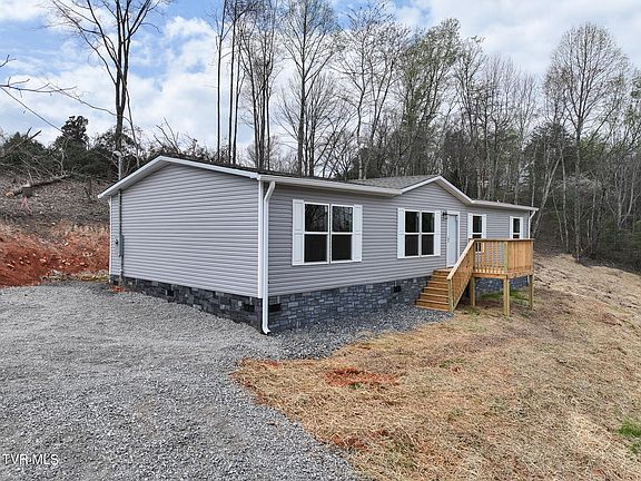 4th image of 1512 Red Bud Dr