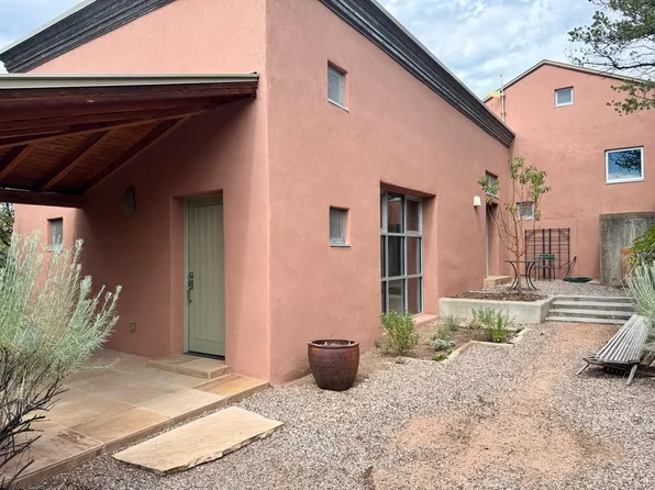 919 Paseo Del Sur, Santa Fe, NM 87501